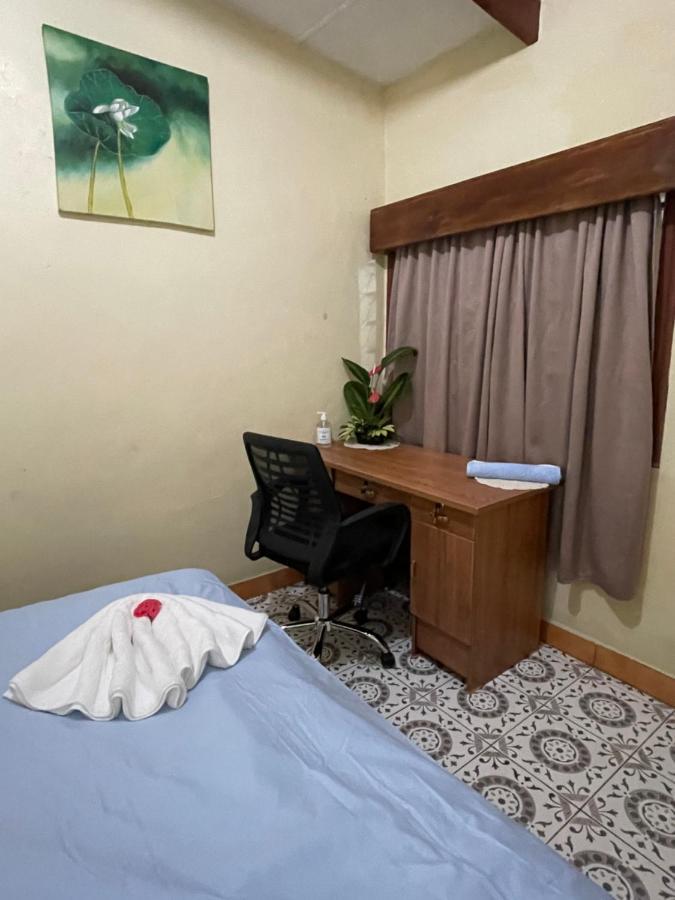 Bed and Breakfast Janessa'S Dwellery à Port-Vila Extérieur photo