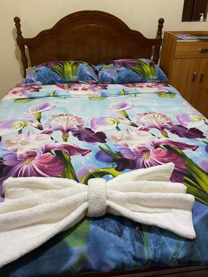 Bed and Breakfast Janessa'S Dwellery à Port-Vila Extérieur photo